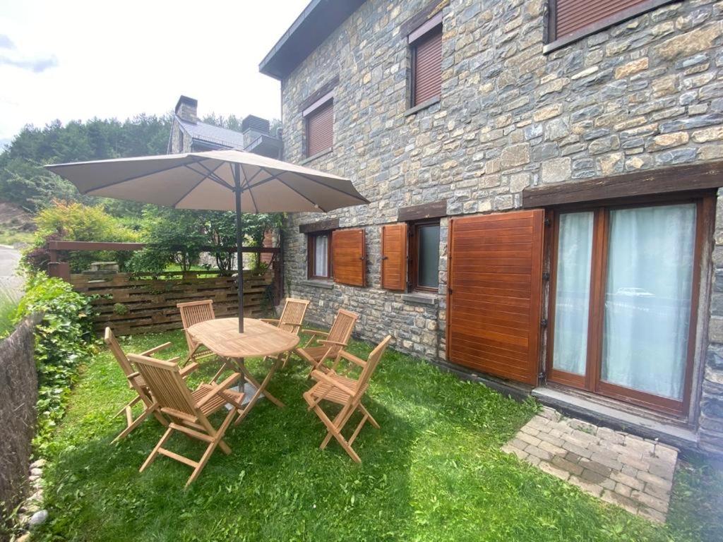 Fantastico Apartamento Con Jardin En Castiello De Jaca Vut Hu-20-007 Buitenkant foto
